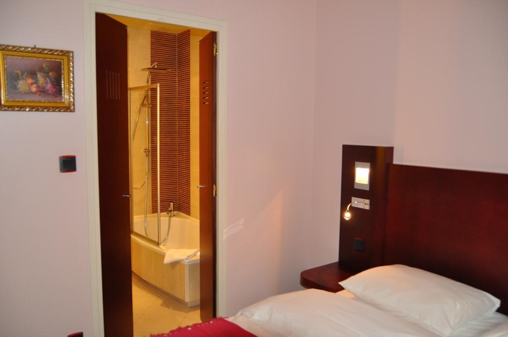 Hotel Relais De La Cote D'Or Semur-en-Auxois Zewnętrze zdjęcie